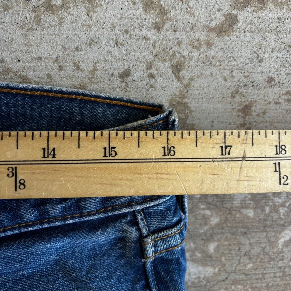 Levi 501 Jeans 33x32 Button Fly Straight Leg Colombia Vintage Blue Denim FLAW